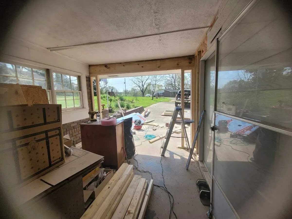 Air movers and dehumidifier for Water Mitigation Services in Delhi Hills